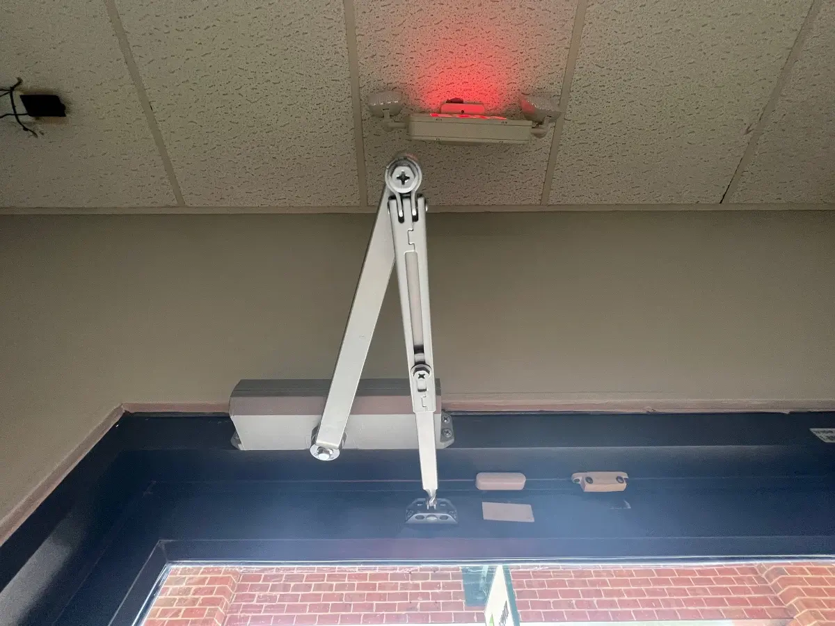 Common storefront door closer issues