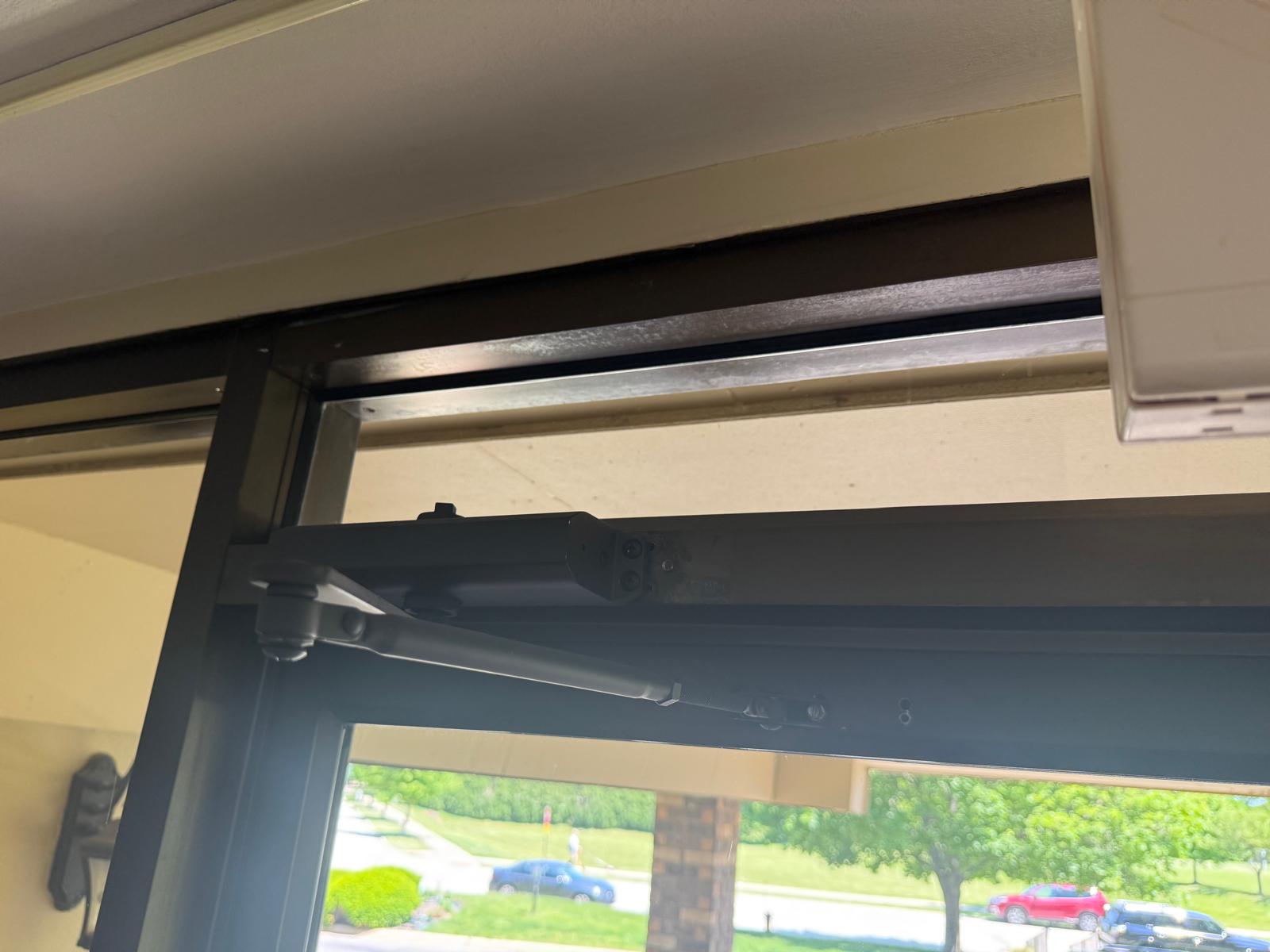 Signs door closer needs replacement